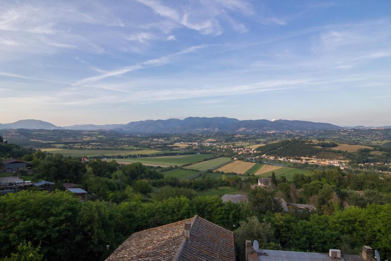 La Valle Del Tevere Panzió Torrita Tiberina Kültér fotó